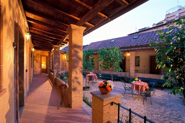 Hotel Santa Maria Main image